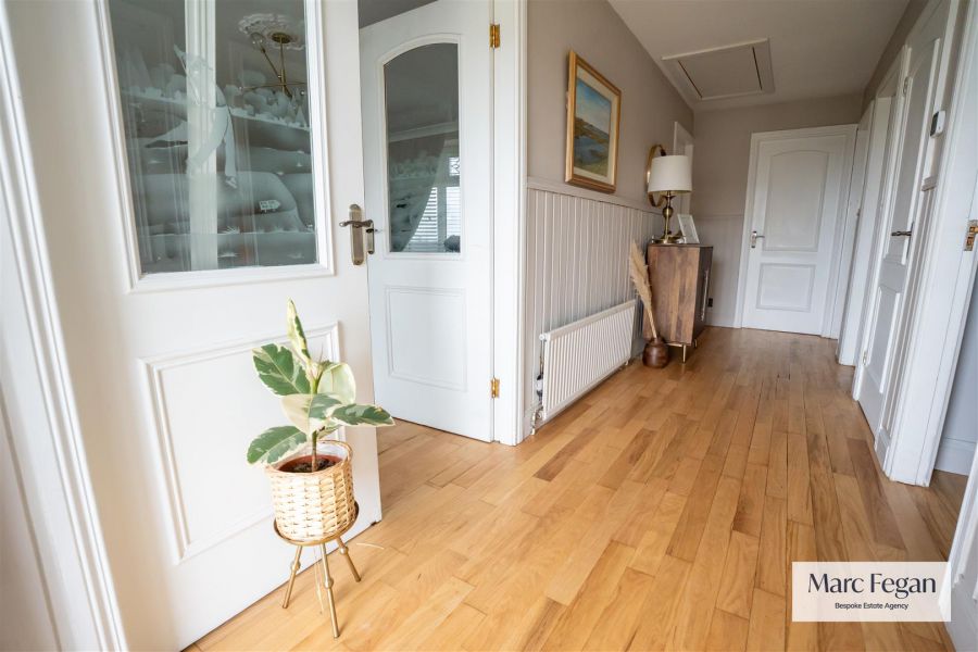 31 Annesborough Park