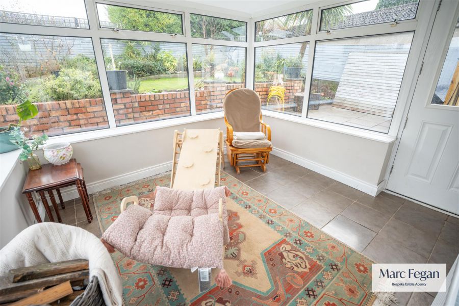 31 Annesborough Park