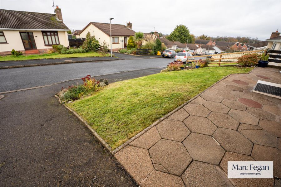 31 Annesborough Park