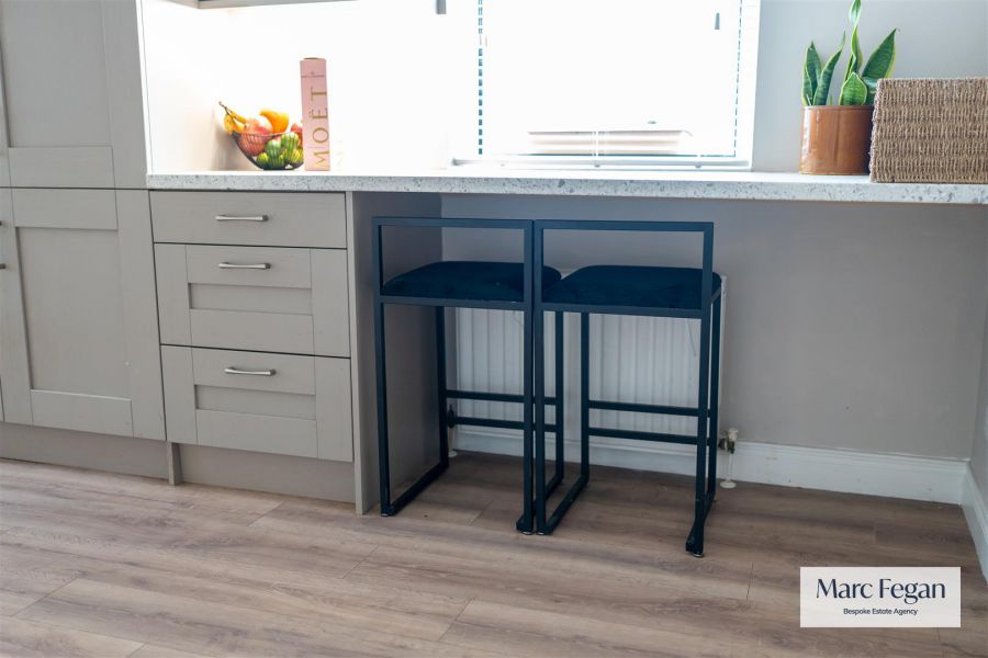 31 Annesborough Park