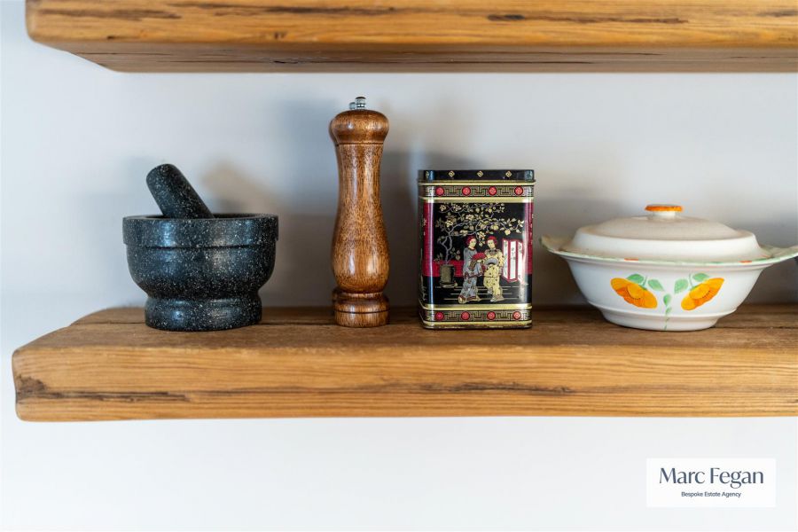 31 Annesborough Park