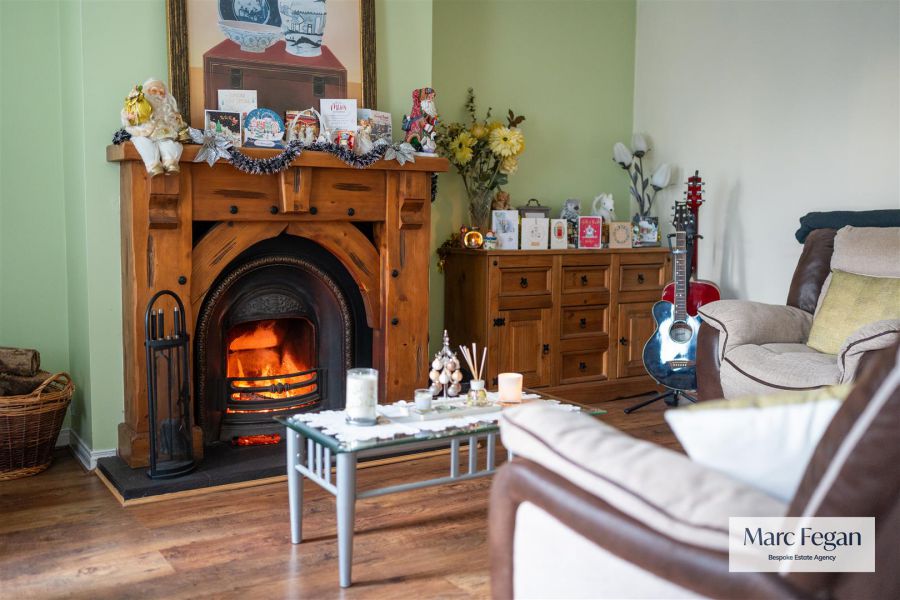 24 Willowfield Crescent