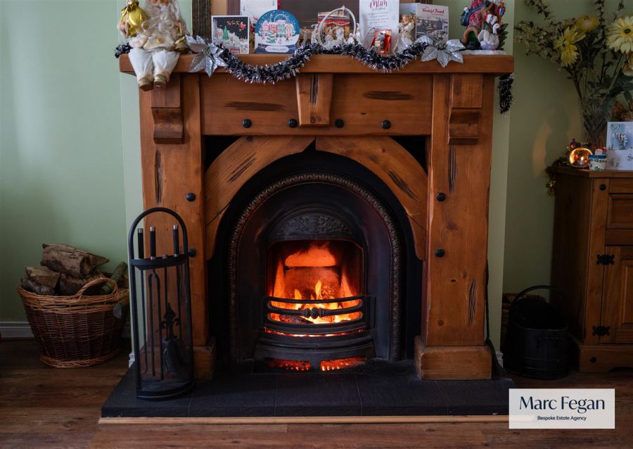 24 Willowfield Crescent