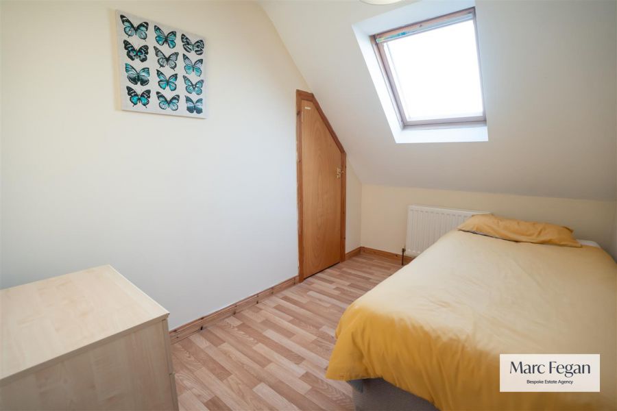 24 Willowfield Crescent