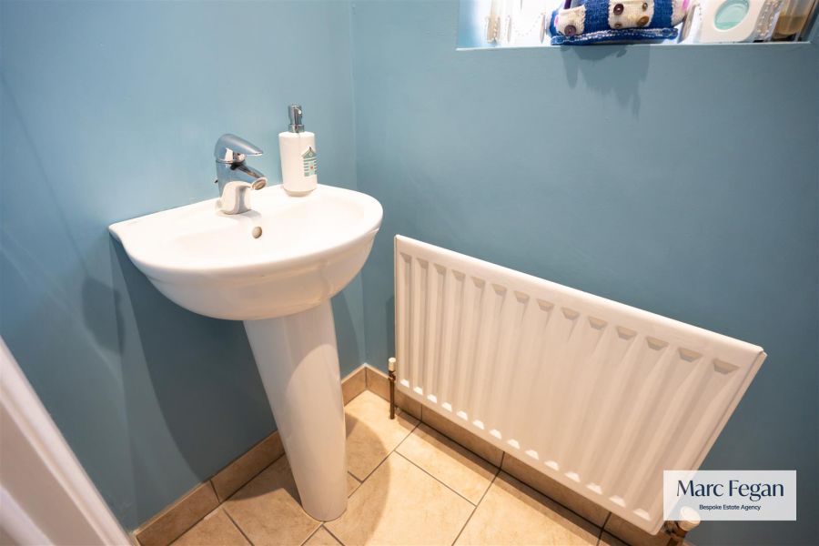 24 Willowfield Crescent