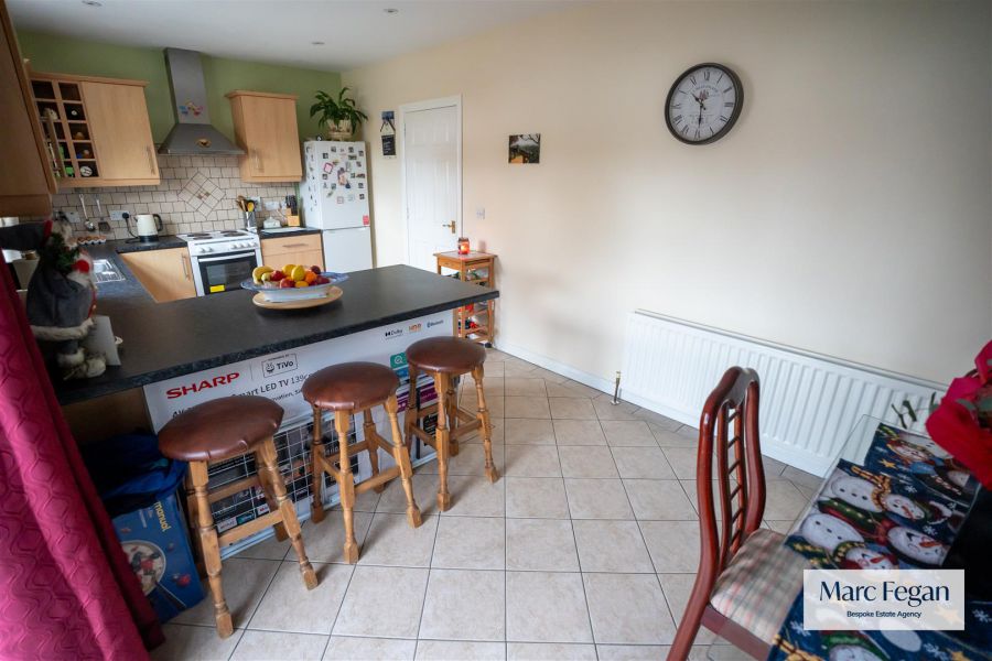 24 Willowfield Crescent