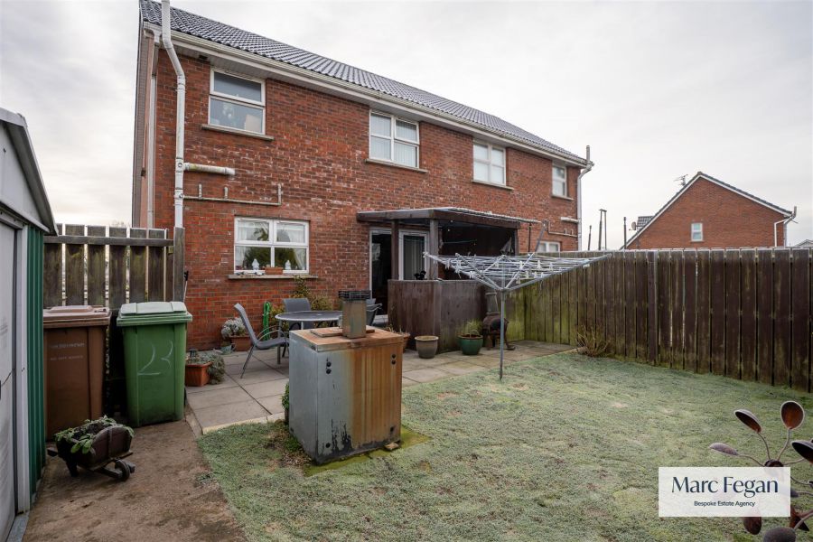 24 Willowfield Crescent