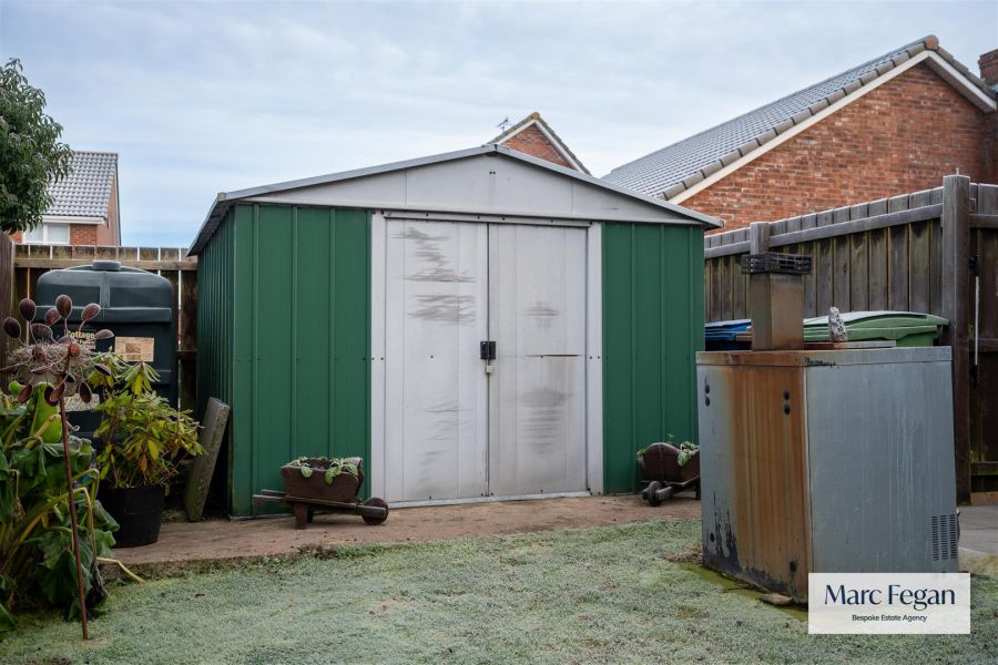 24 Willowfield Crescent