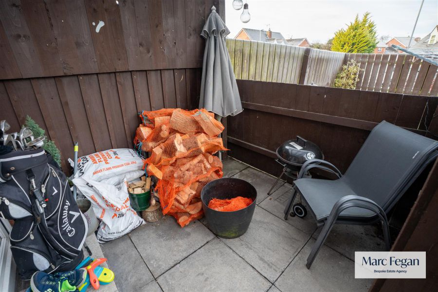 24 Willowfield Crescent