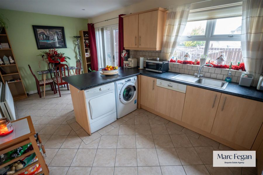 24 Willowfield Crescent