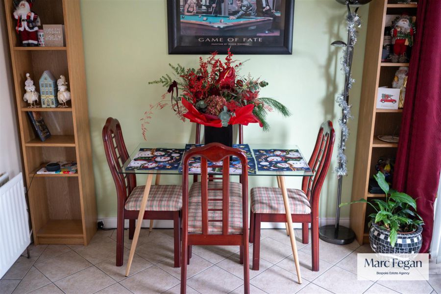 24 Willowfield Crescent