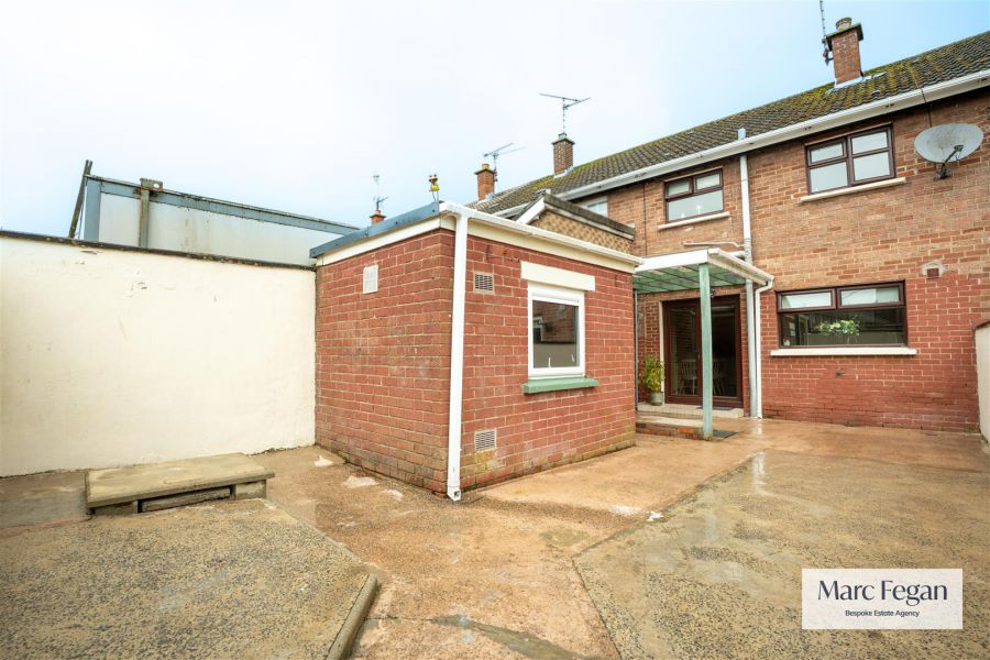 16 Levin Road