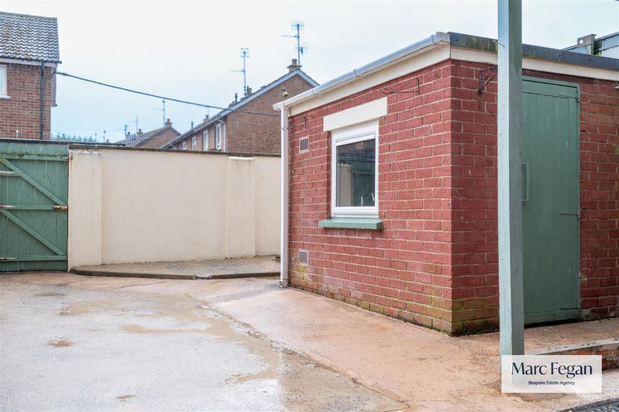 16 Levin Road
