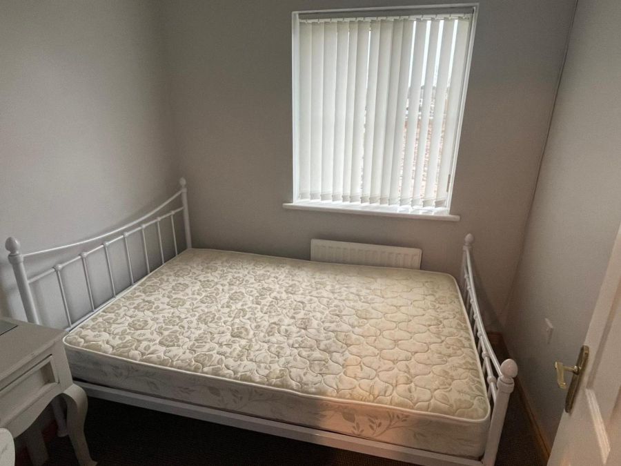 108 Carrickvale Manor