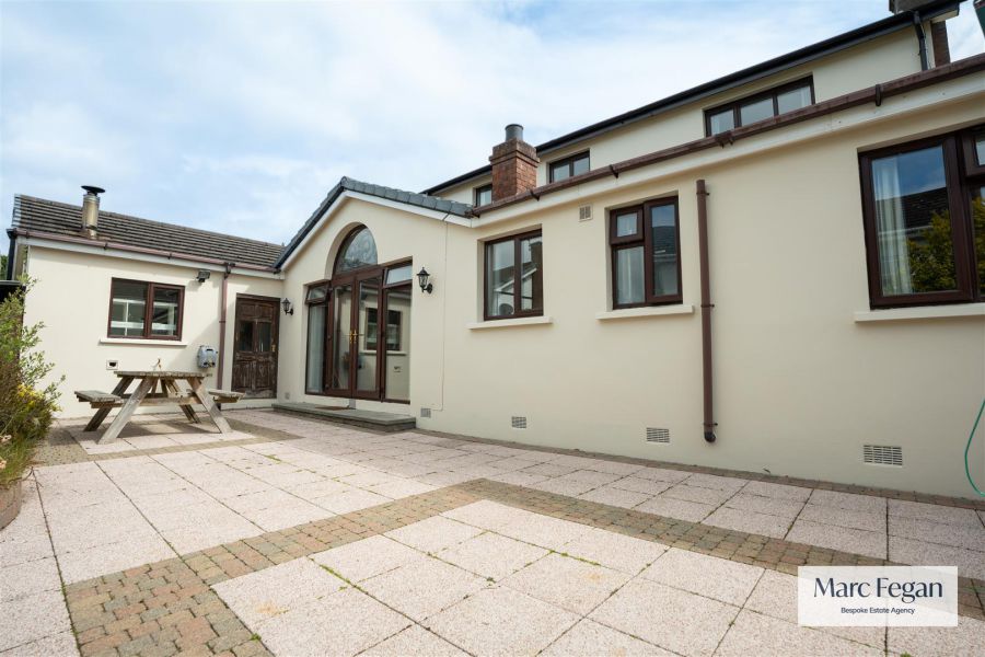 9 Ashgrove Close