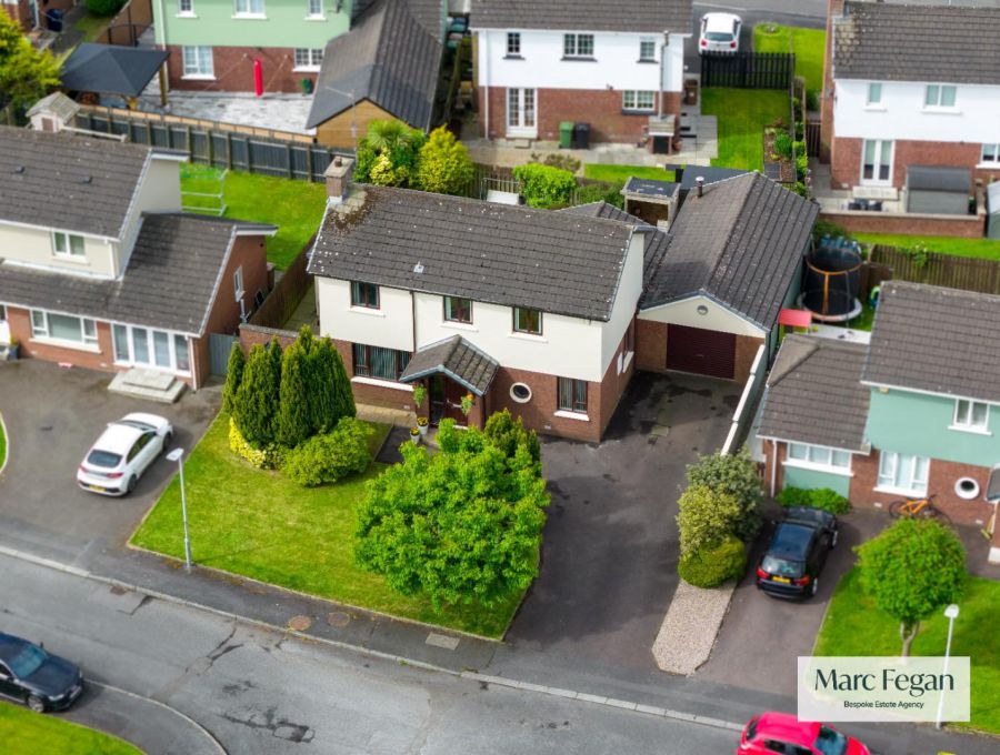 9 Ashgrove Close