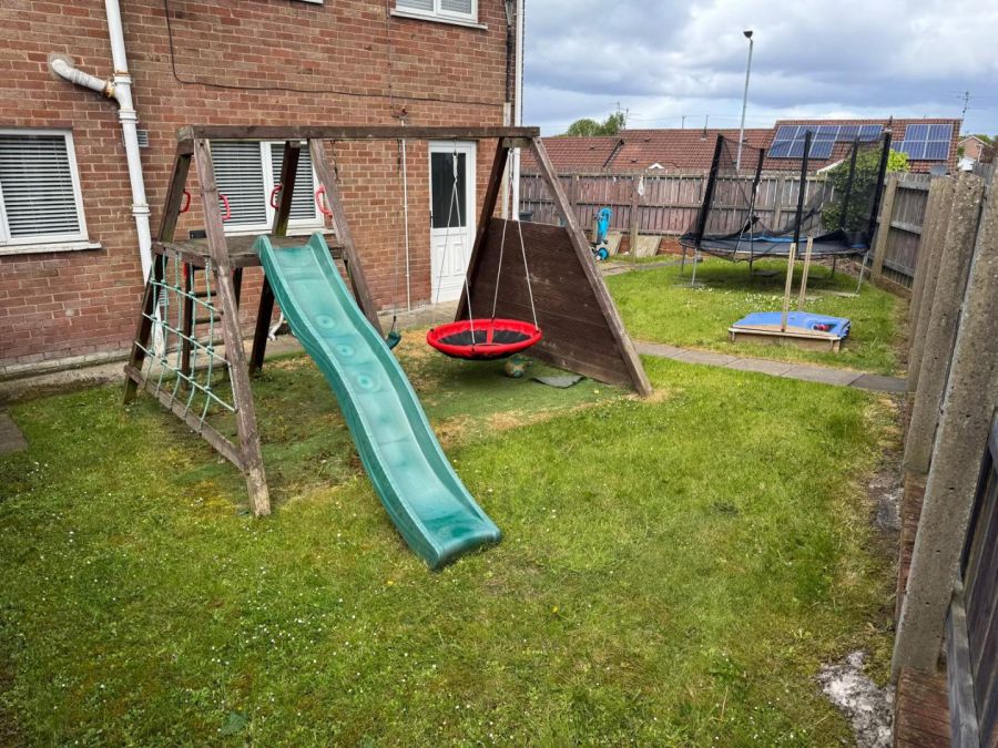 20 Drumnamoe Gardens