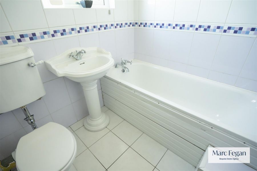 701 Clonmeen