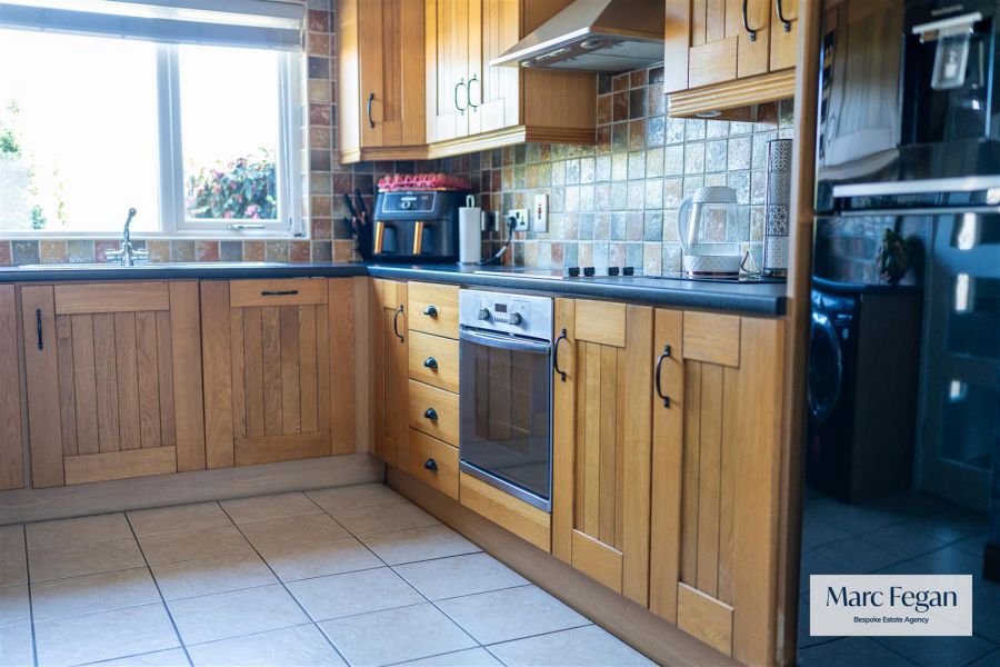 701 Clonmeen