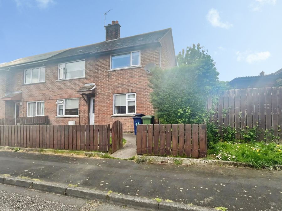 46 Woodside Green