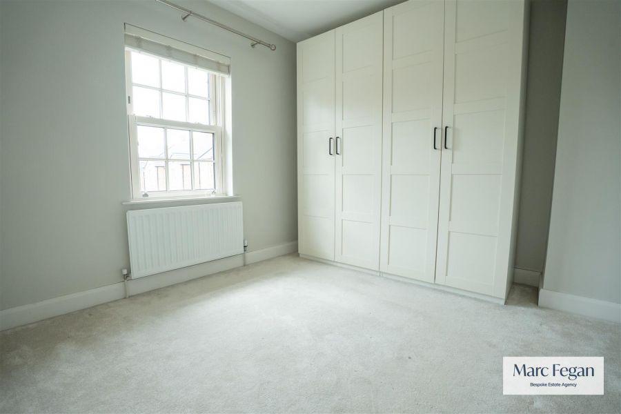27 Tarry Wood
