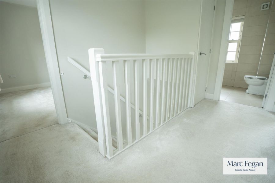 27 Tarry Wood
