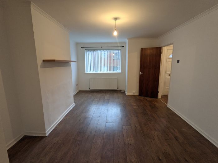 2b Canmore Street