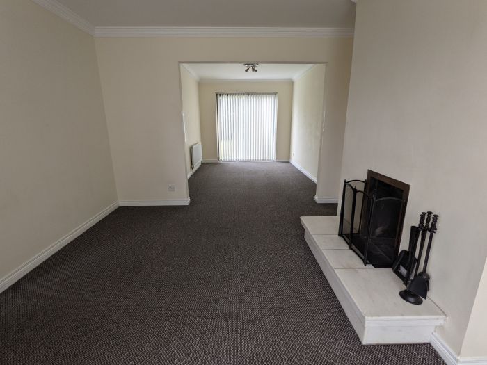 3 Glen Annesley Park