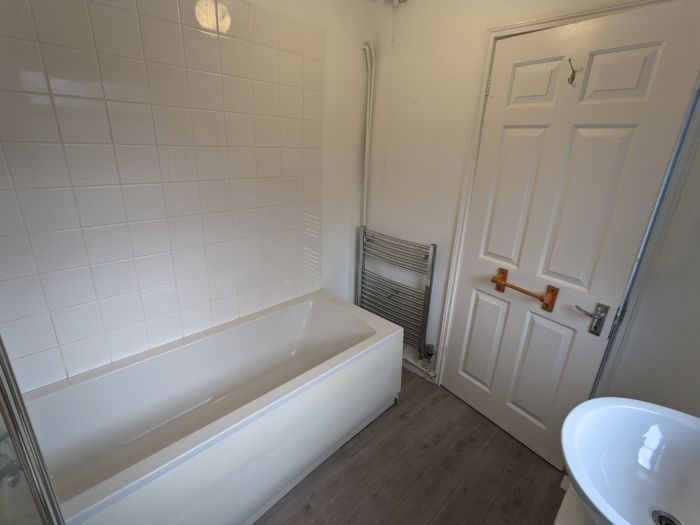 The Cabin, 5A Bridge Road