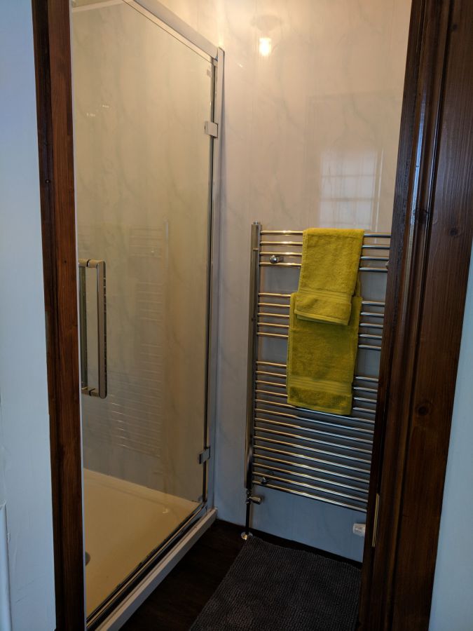 Apt 4, 16 College Gardens