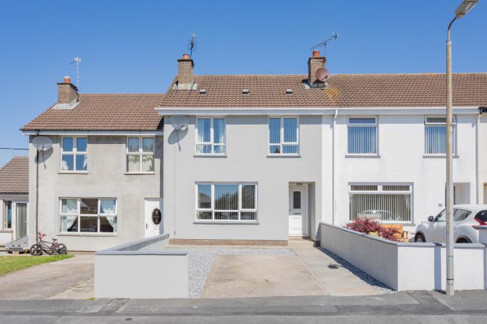 41 Steel Dickson Gardens, Portaferry, BT22 1LF