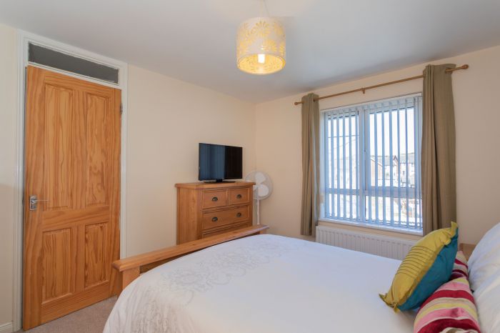 41 Steel Dickson Gardens