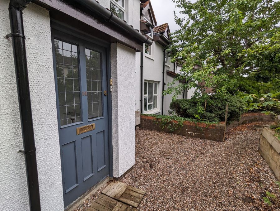 14 River Mews