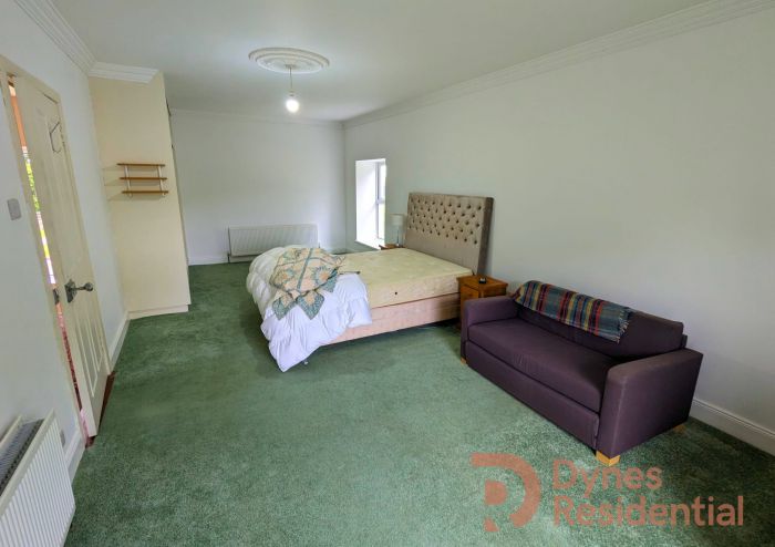 40 Deerpark Road