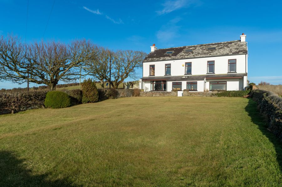 Barr Hall Barns, 31 Bar Hall Road