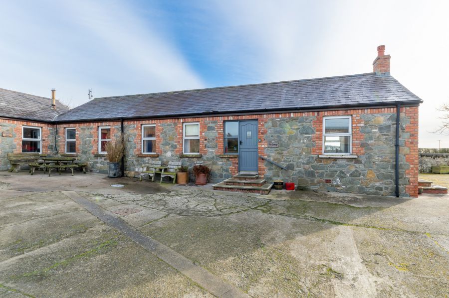 Barr Hall Barns, 31 Bar Hall Road