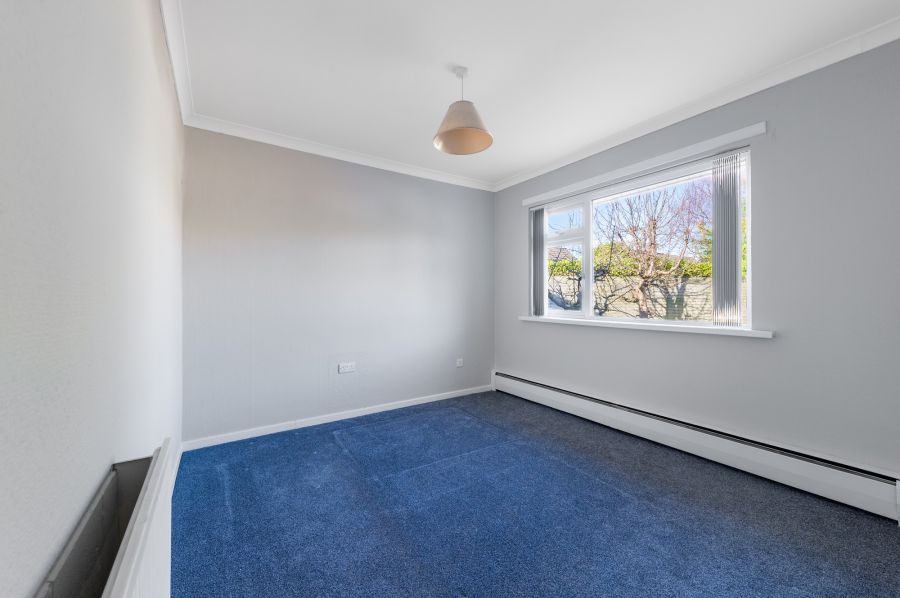 1 Craigdarragh Park