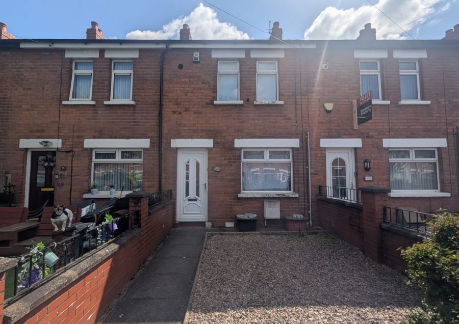 28 Empire Drive,donegall road, belfast, BT12 6GQ
