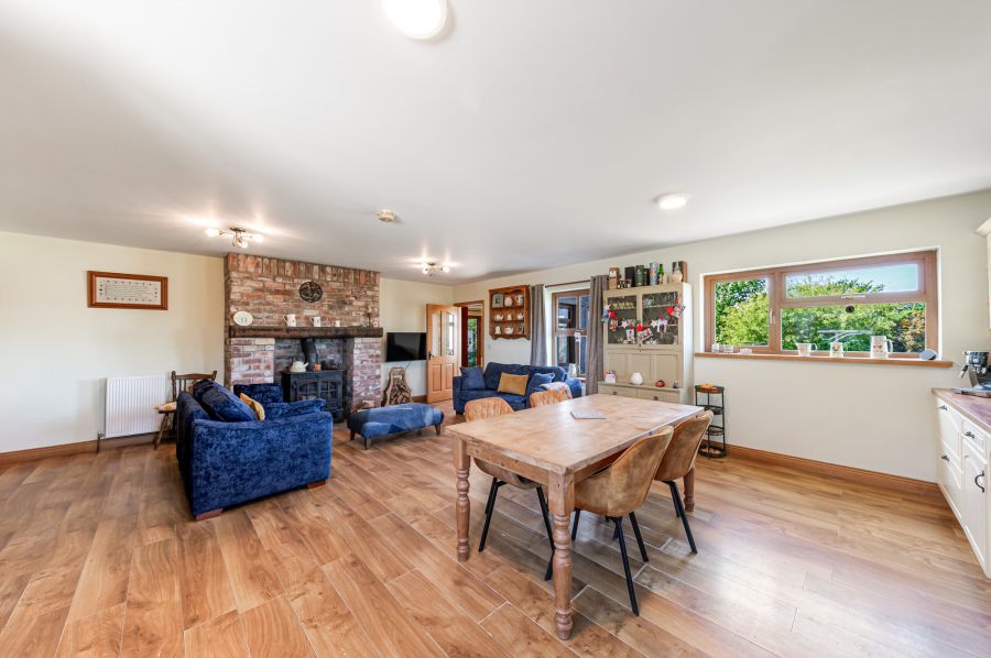 10 Upper Ballygelagh Road