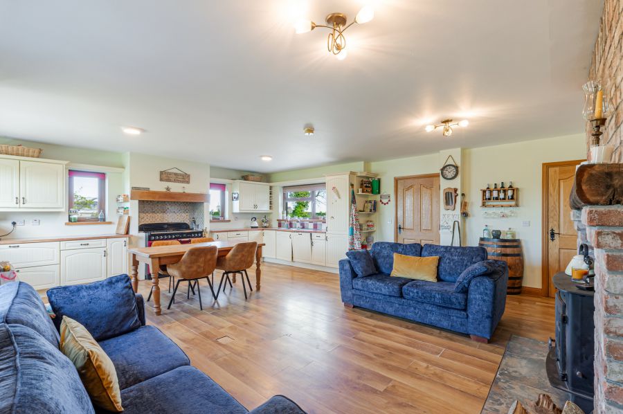 10 Upper Ballygelagh Road