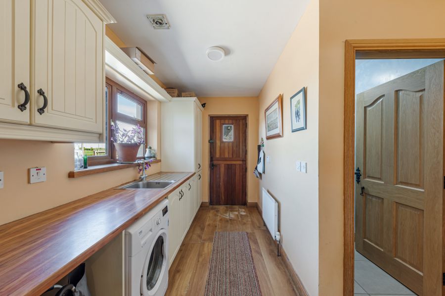 10 Upper Ballygelagh Road