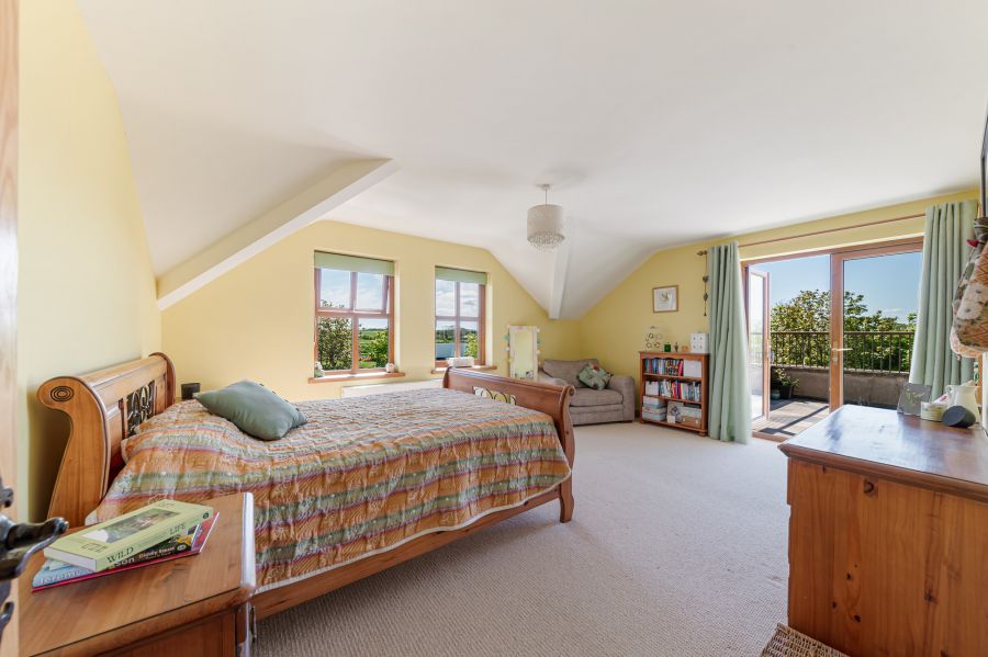 10 Upper Ballygelagh Road