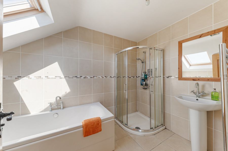 10 Upper Ballygelagh Road