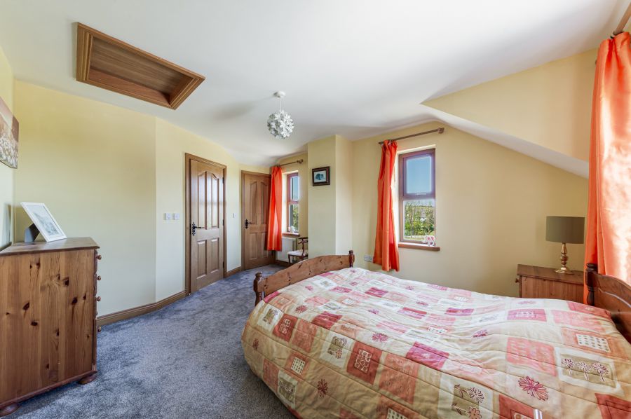 10 Upper Ballygelagh Road
