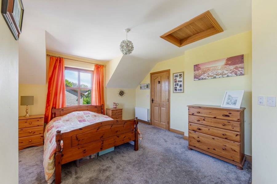 10 Upper Ballygelagh Road