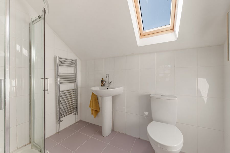 10 Upper Ballygelagh Road 10 Upper Ballygelagh Road