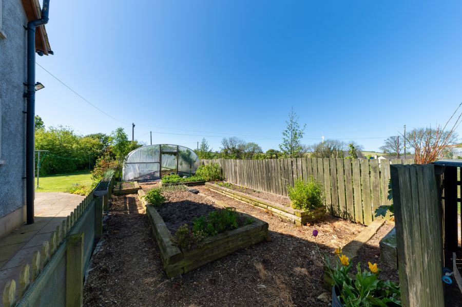 10 Upper Ballygelagh Road