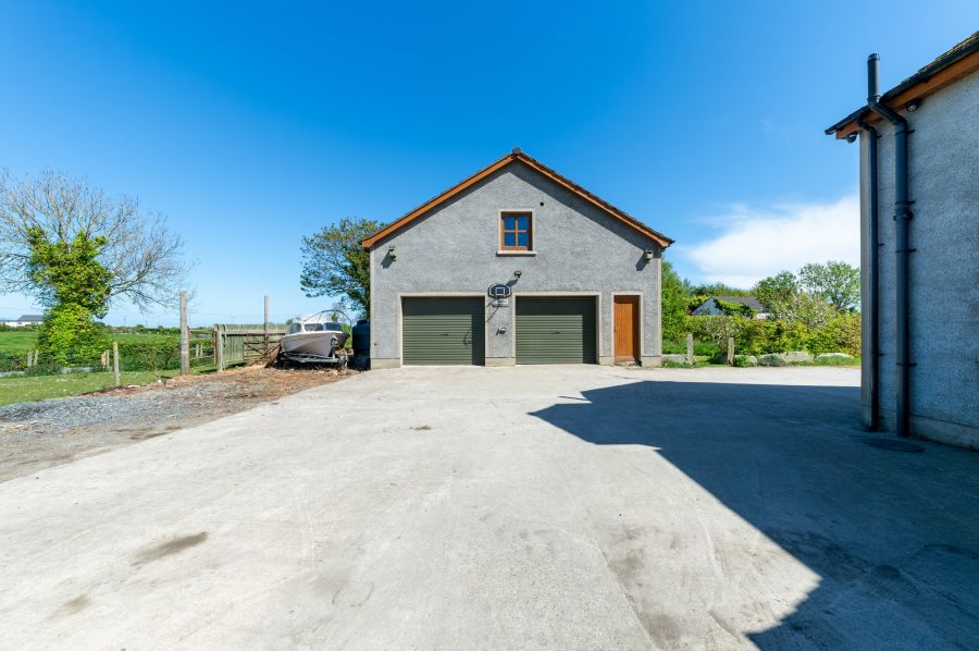 10 Upper Ballygelagh Road