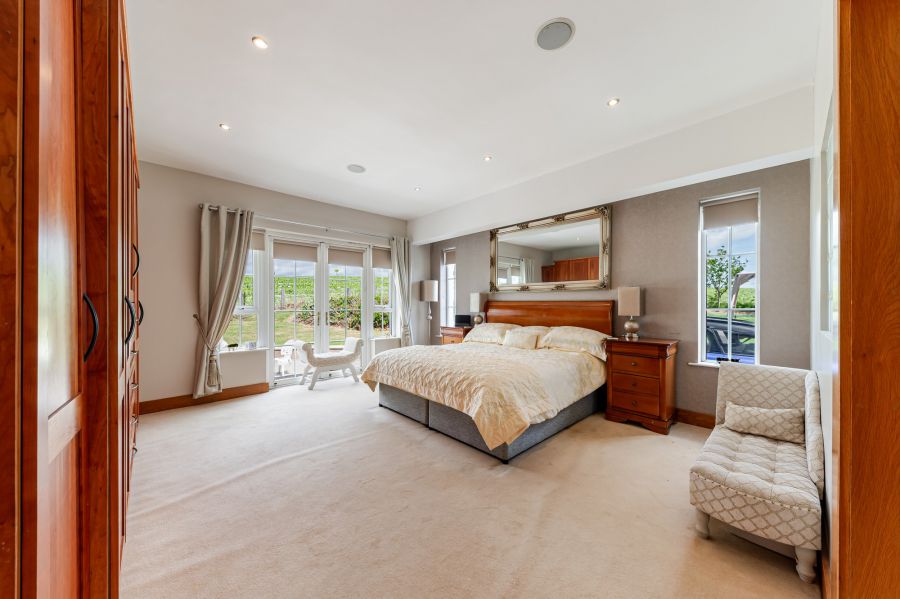 Sliabh Cuan House, 9 Mountain Road