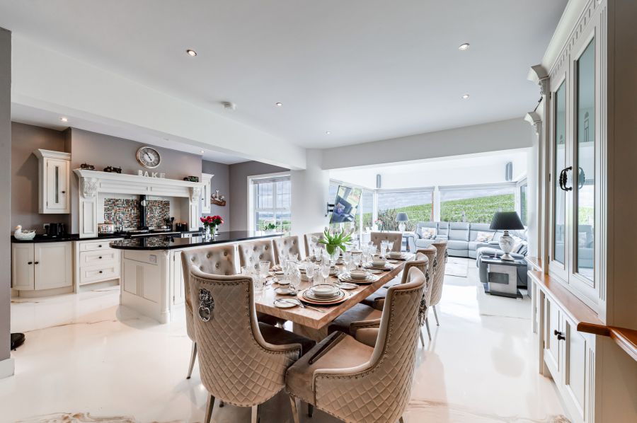 Sliabh Cuan House, 9 Mountain Road